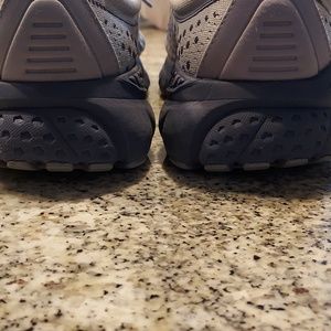 Brooks adrenaline 21